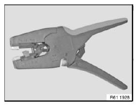 G04753253