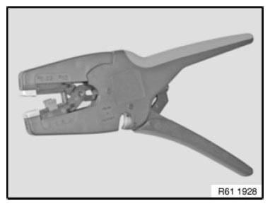 G08573856